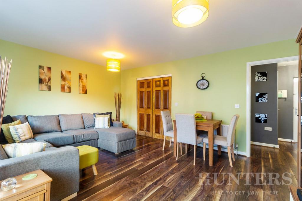 Flat 51, 143 Broad Lane N15 4 QH-1.jpg