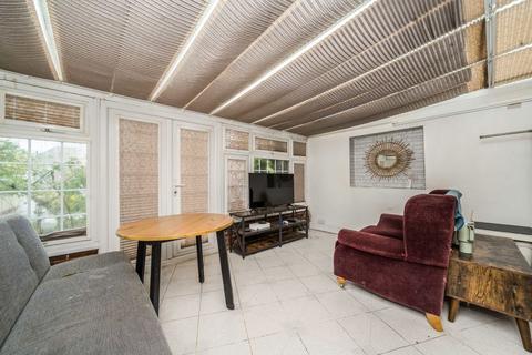 undefined, Browning Avenue, London W7