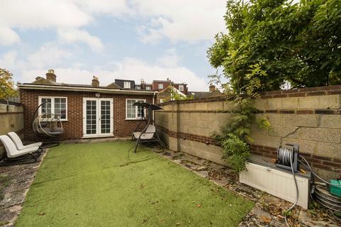 undefined, Browning Avenue, London W7
