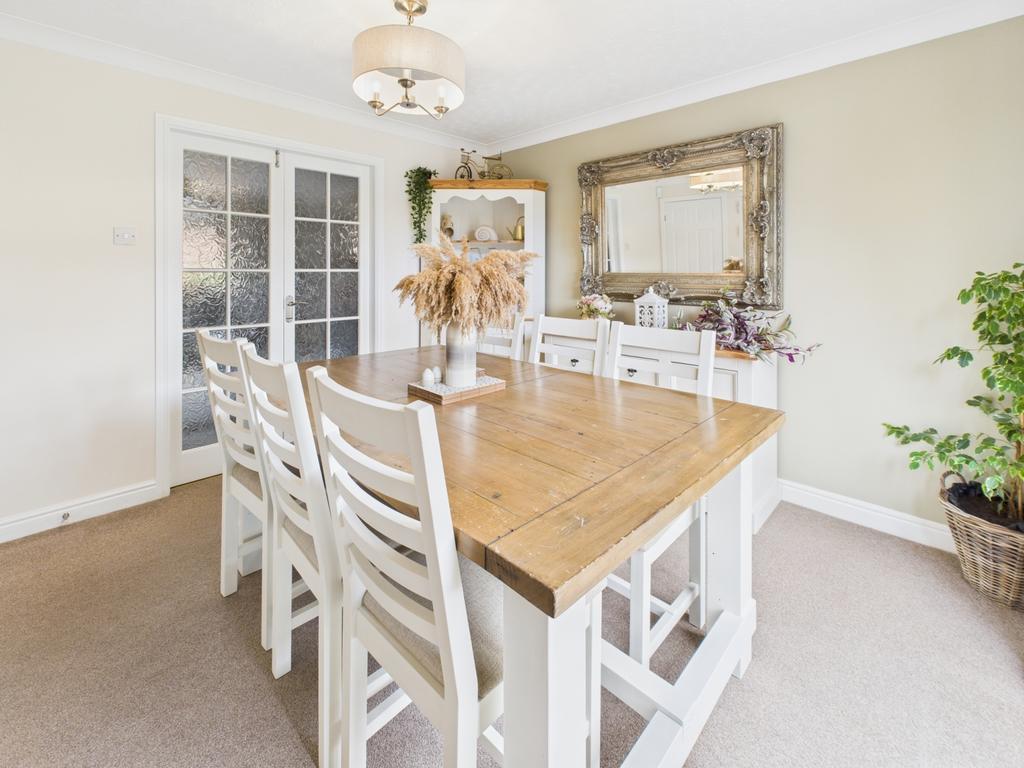 Cam04233 g0 pr0037 still016