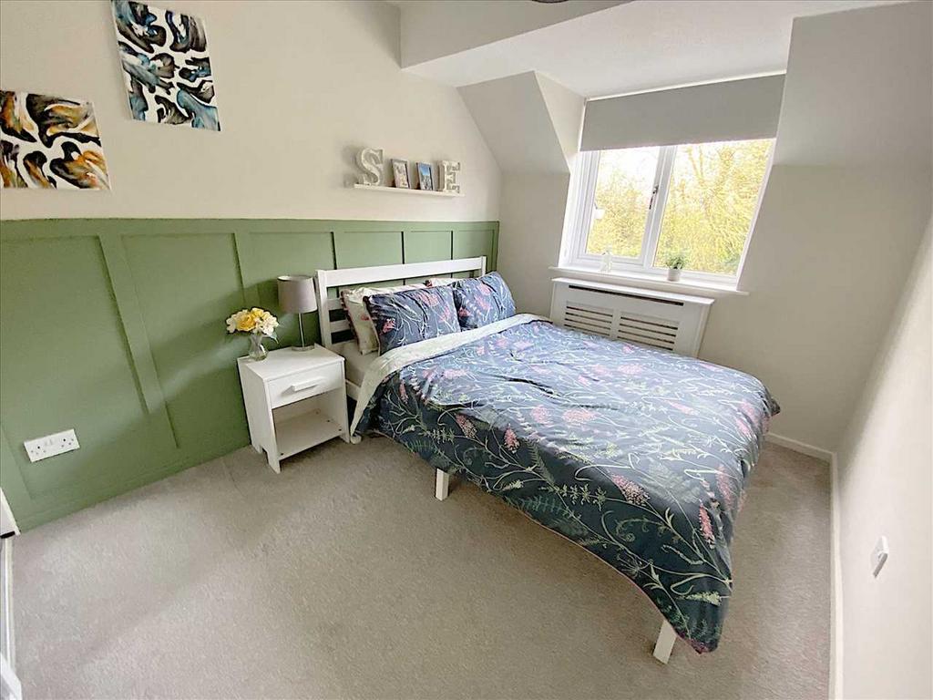 Bedroom 2: