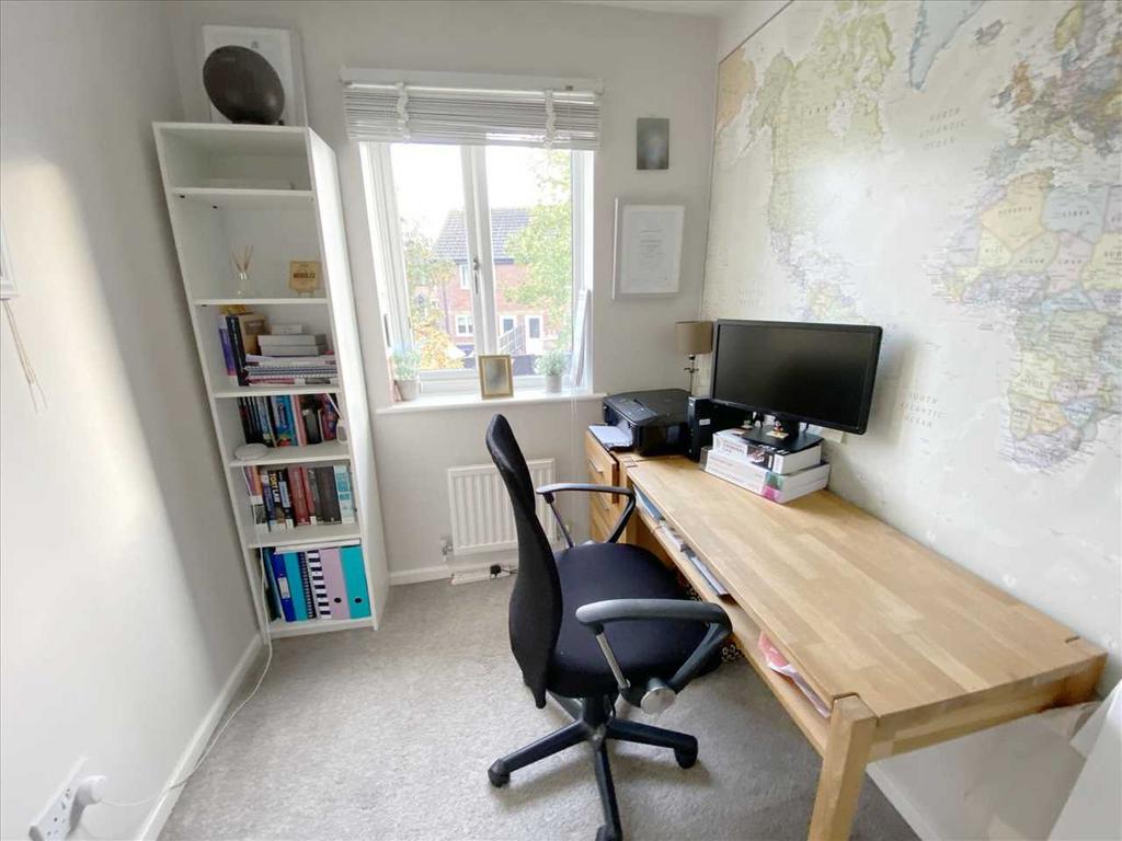 Bedroom 3: