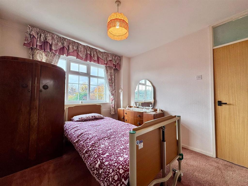 Bedroom 2.jpg