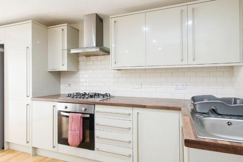 6 bedroom townhouse to rent, Talbot Street, Nottingham NG1
