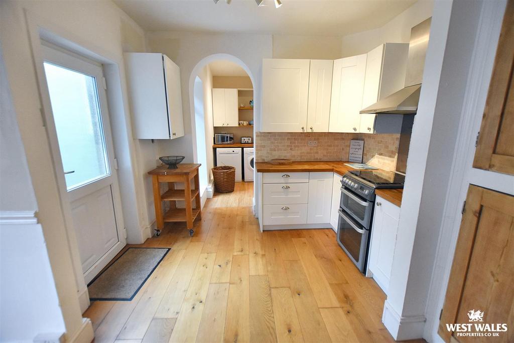 4 - 2025-10-26 T202000.642.jpg