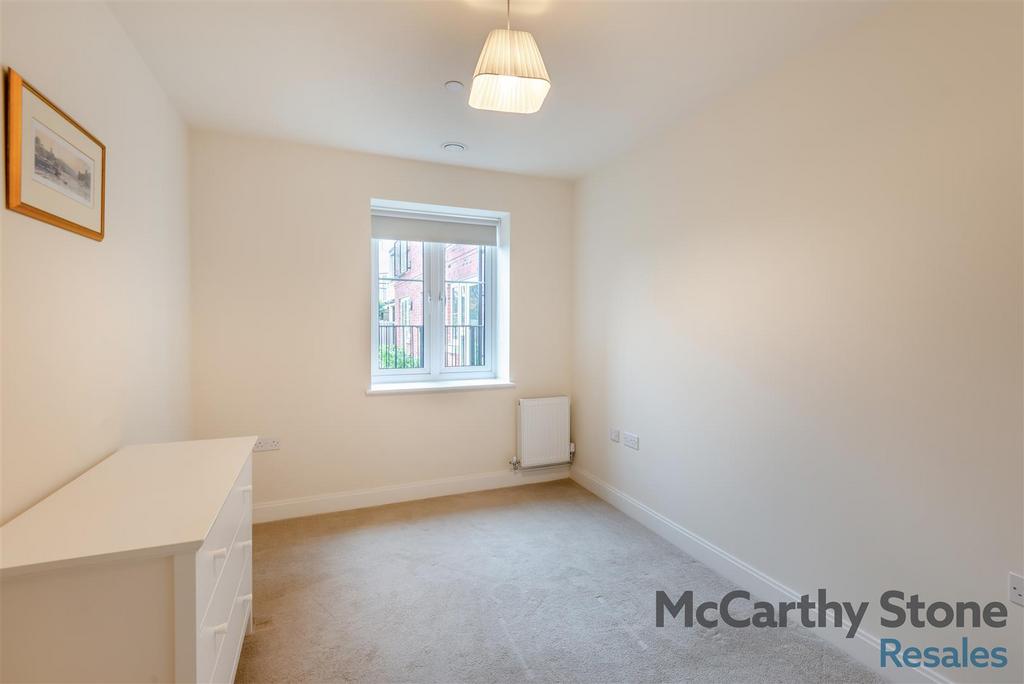 8668601-interior01.jpg