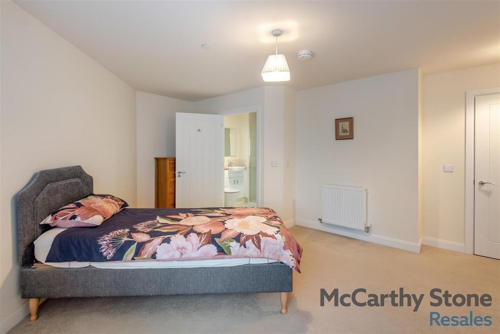 8668601-interior03.jpg
