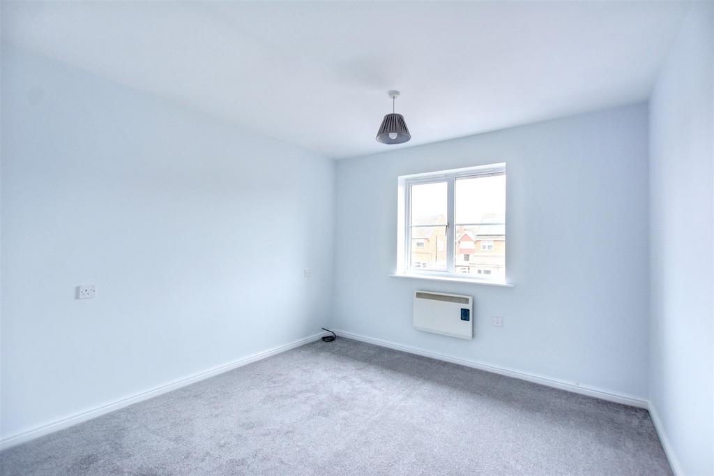 Bedroom 1 1.jpeg