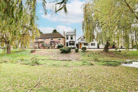 undefined, Waterside, London Colney, AL2