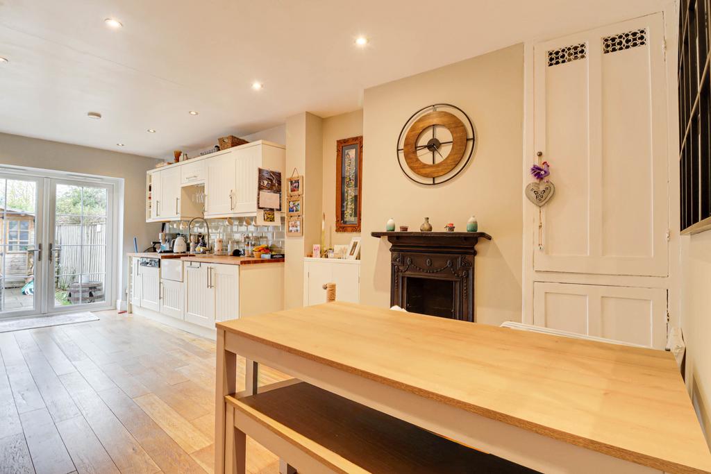 Kitchen/Dining Room