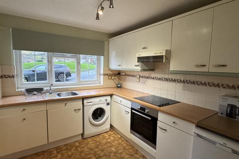 2 bedroom detached bungalow to rent, Fruitlands, Malvern