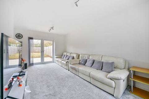 3 bedroom terraced house for sale, Keel Drive, Berkshire, Slough, SL1