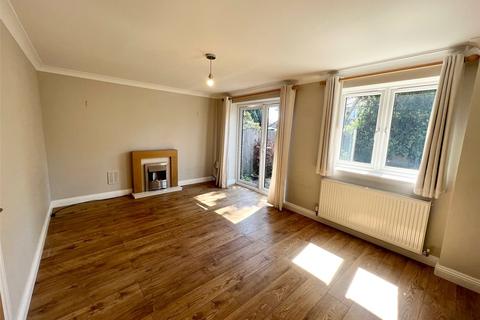 3 bedroom detached house to rent, Howards Grove, Southampton SO15