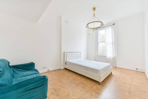 undefined, St Charles Square, Ladbroke Grove, London, W10
