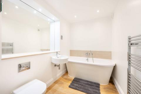 undefined, Lancaster Mews, Lancaster Gate, London, W2