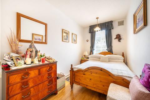 3 bedroom flat for sale, Clarendon Road, Notting Hill, London, W11