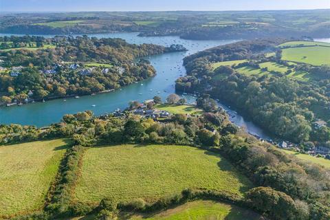 undefined, Port Navas, Near Falmouth