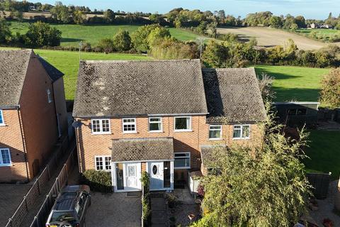 undefined, Griffin Close, Stow-on-the-Wold