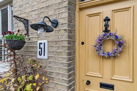 undefined, East Street, Olney