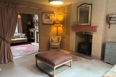 4 bedroom detached house for sale, East Street, Olney