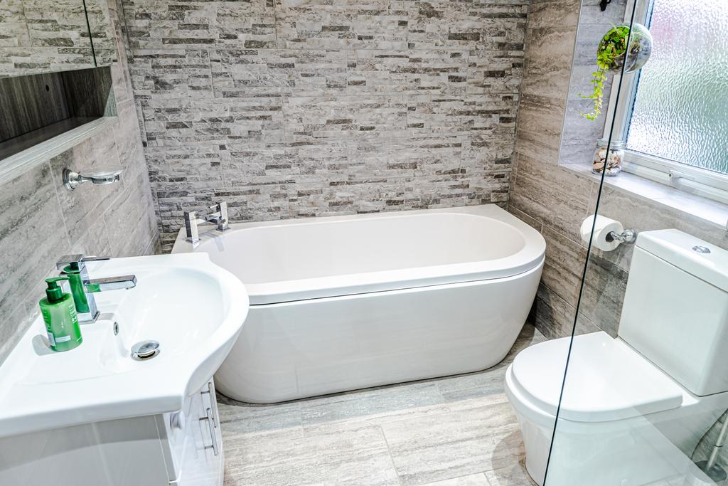 Bathroom1