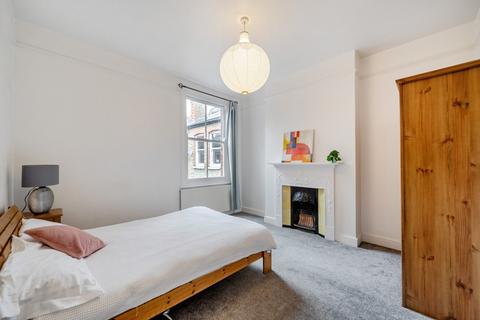 3 bedroom maisonette for sale, Harborough Road, Streatham, London, SW16