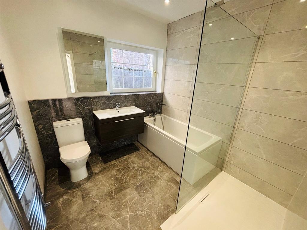Bathroom / W.C.