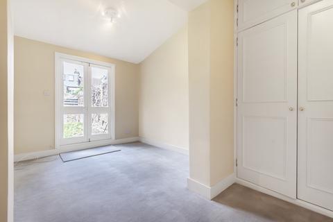 undefined, Disraeli Road, Putney, London, SW15