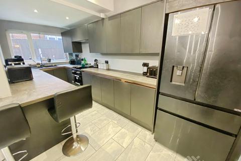 undefined, Shrewsbury Avenue, Waterloo, Liverpool, L22