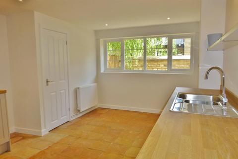undefined, High Street, Gretton NN17