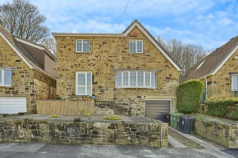 undefined, Mansion Gardens, Huddersfield, HD4
