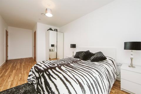 3 bedroom apartment for sale, Plaza Boulevard, Liverpool, Merseyside, L8