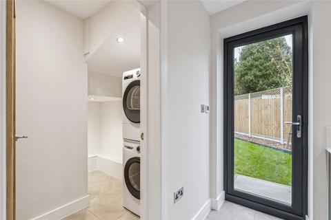 undefined, New Pond Road, Holmer Green, High Wycombe, Buckinghamshire, HP15