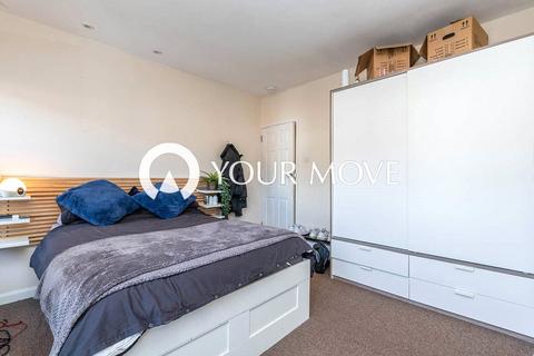 5 bedroom terraced house to rent, Milton Road, Hampshire SO15