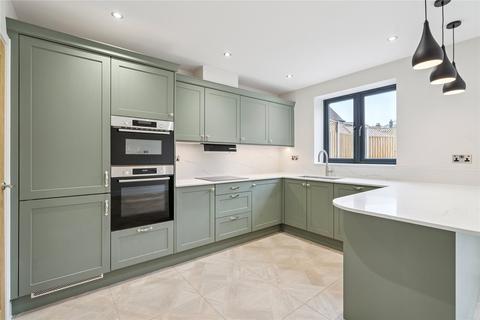 3 bedroom semi-detached house for sale, New Pond Road, Holmer Green, High Wycombe, Buckinghamshire, HP15