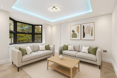 undefined, New Pond Road, Holmer Green, High Wycombe, Buckinghamshire, HP15