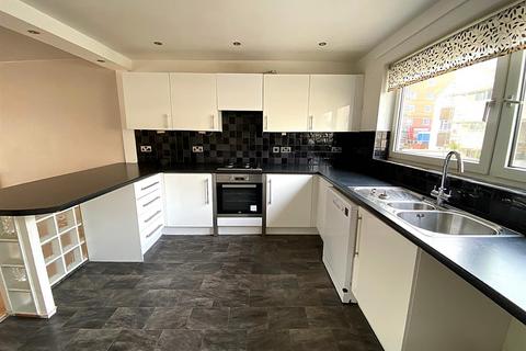 3 bedroom townhouse for sale, St. Johns Road, Seaford