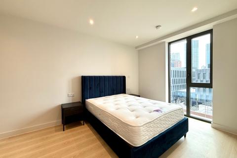 2 bedroom apartment to rent, Waterhouse Gardens, Manchester M3