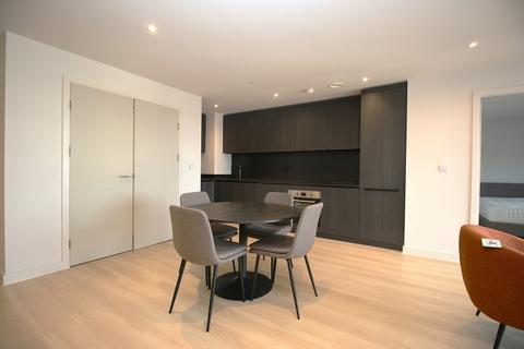 2 bedroom apartment to rent, Waterhouse Gardens, Manchester M3