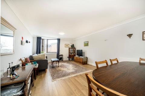 2 bedroom flat to rent, Cumberland Mills Square, London E14