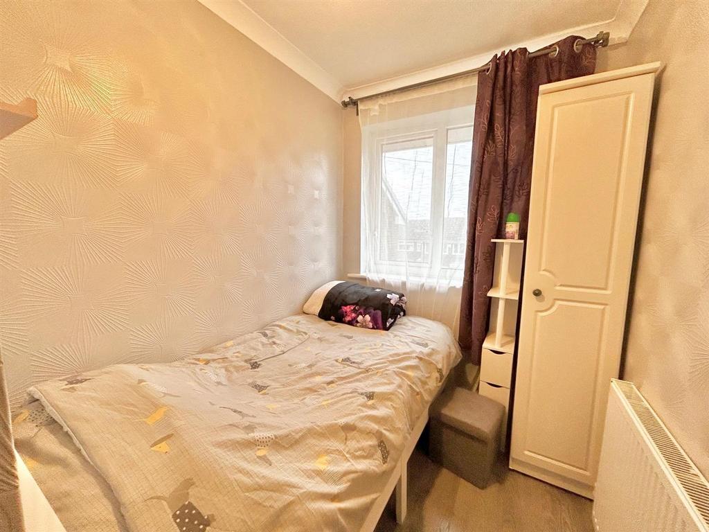 Bedroom 3.jpg
