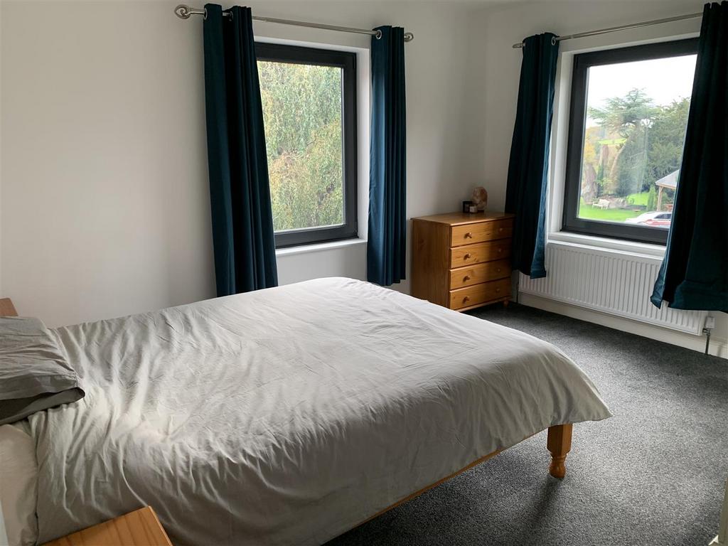 1. bedroom 1.jpg