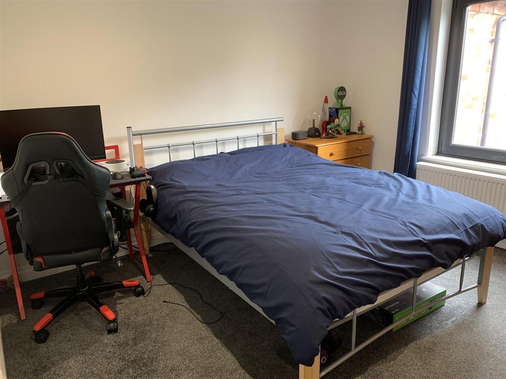 1. bedroom 3.jpg