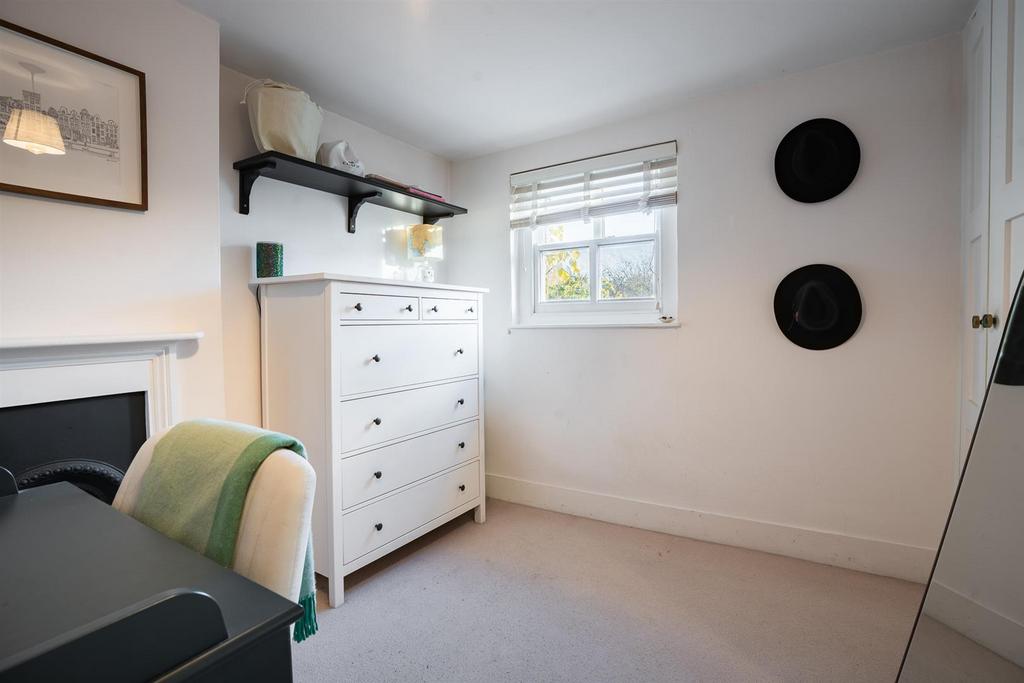 Spare Bed 1.jpg