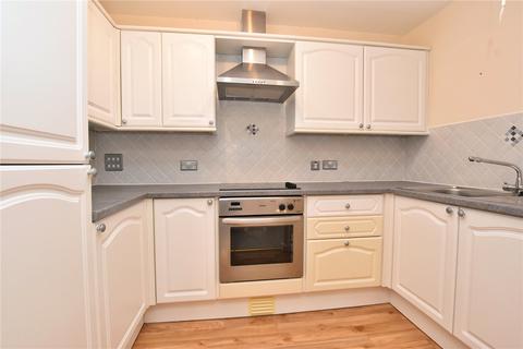 2 bedroom apartment for sale, Newshaw Lane, Hadfield, Glossop, Derbyshire, SK13
