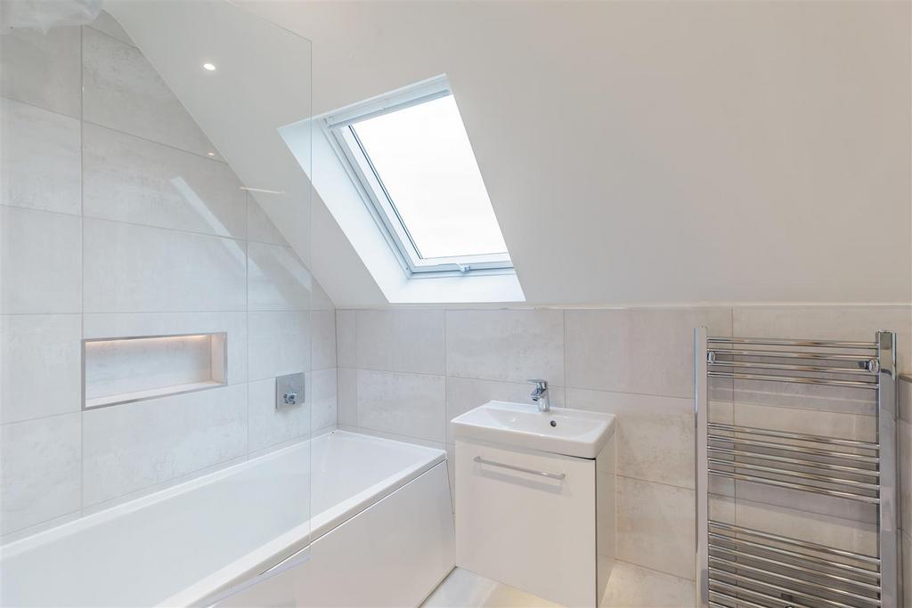 8665193-interior18.jpg