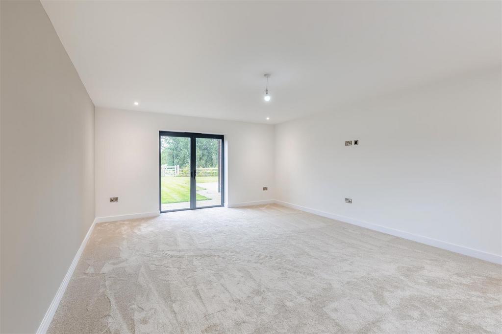 8665193-interior03.jpg