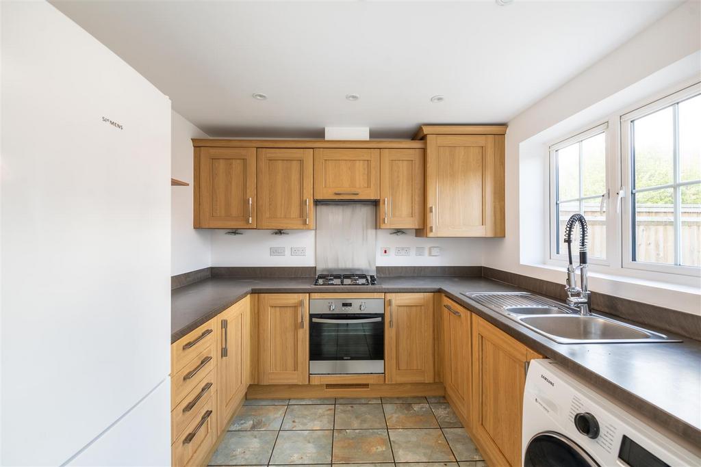 134 Brookfield Drive internals-14.jpg