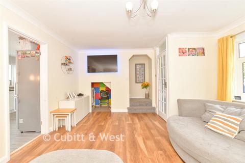 undefined, Longwood Avenue, Waterlooville PO8