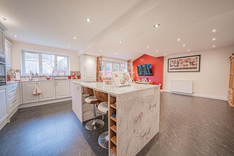 undefined, Greenfield Avenue, Balsall Common, CV7